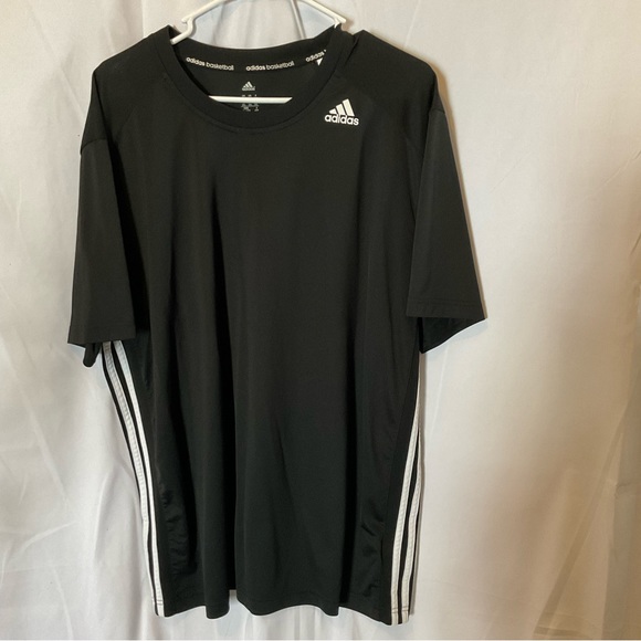 adidas Other - Men’s Adidas basketball athletic shirt size 2XL black with white side stripes